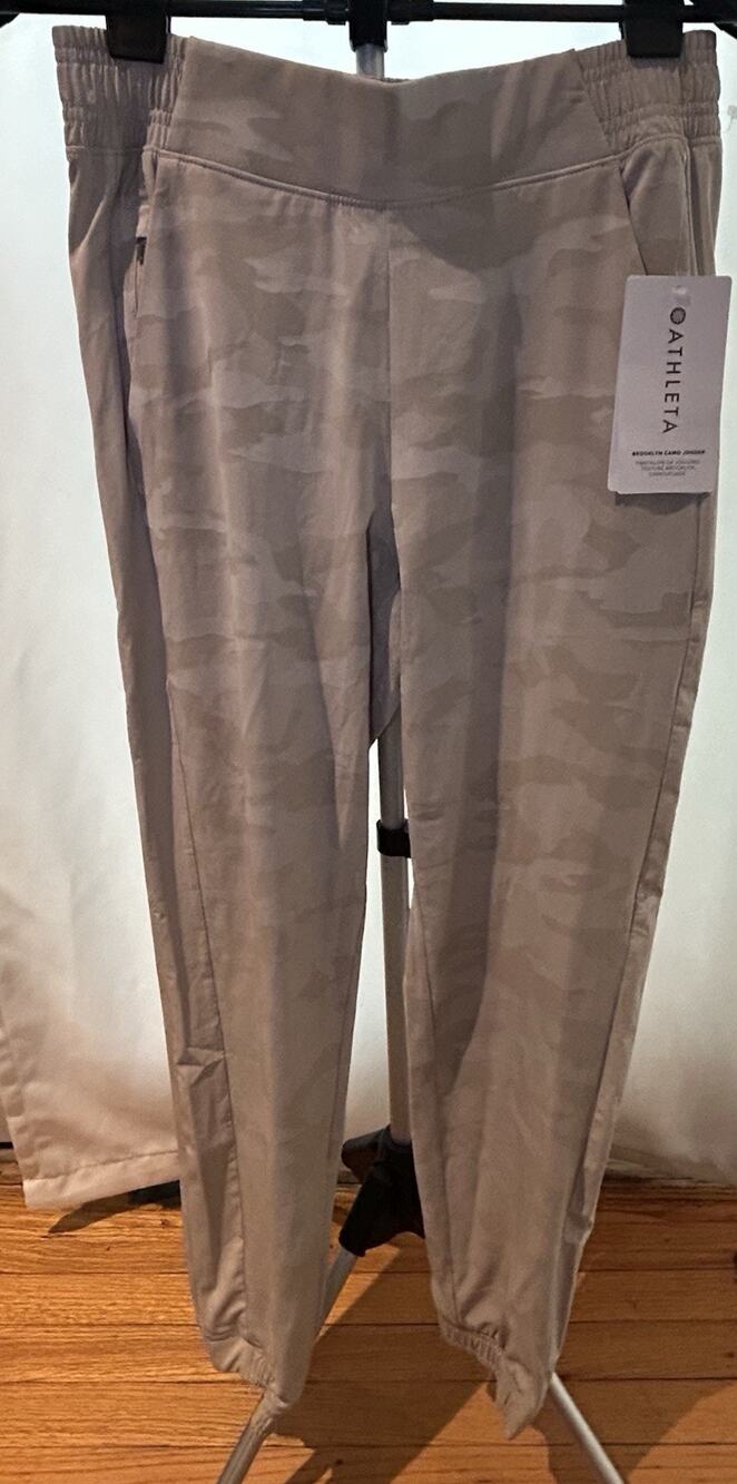 NWT Athleta Brooklyn Tan Camo Jogger Women's size 4